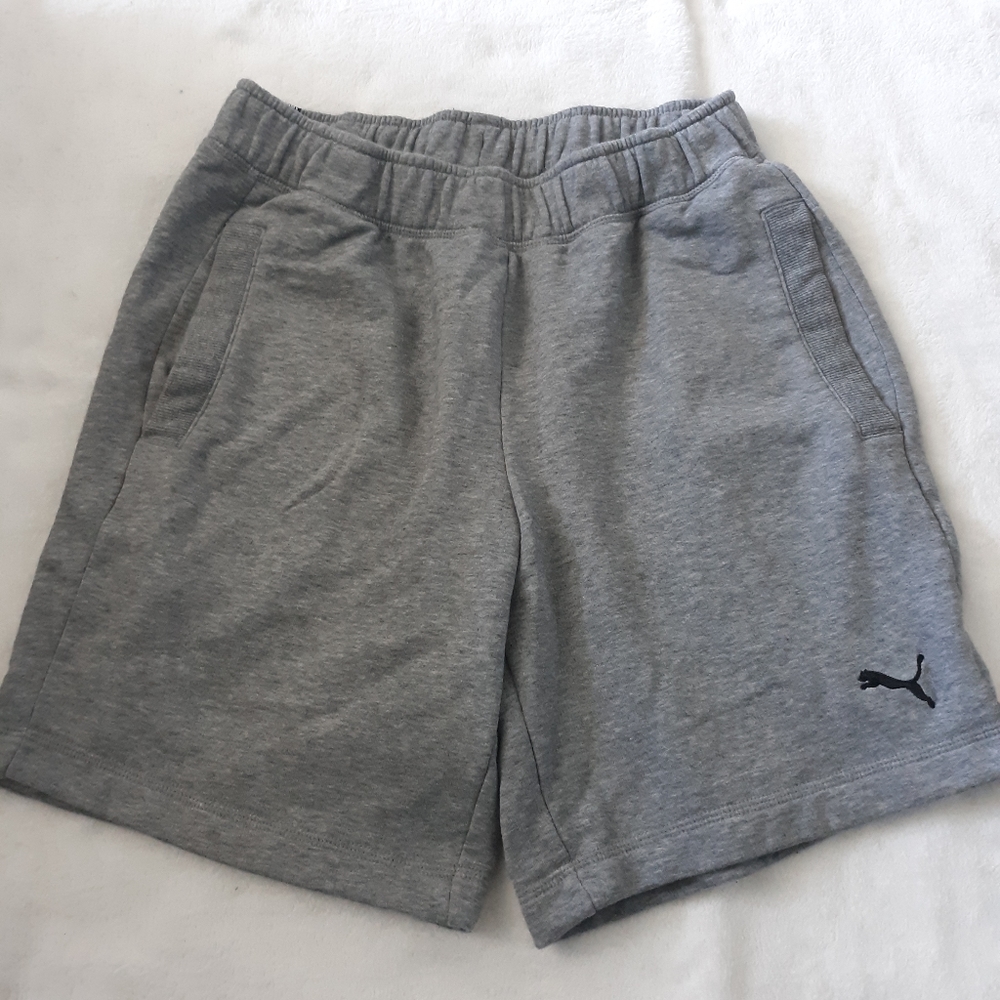 💫PUMA SHORTS💫 - Picture 1 of 4